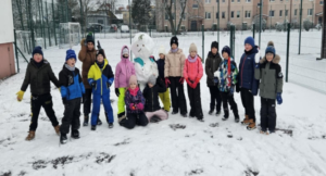 Read more about the article Zimowe zabawy na śniegu