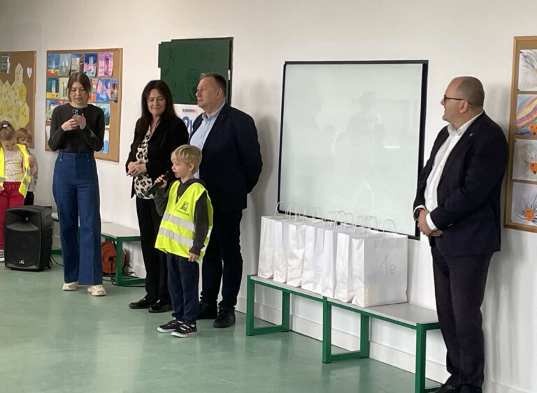 Uczeń recytuje wiersz